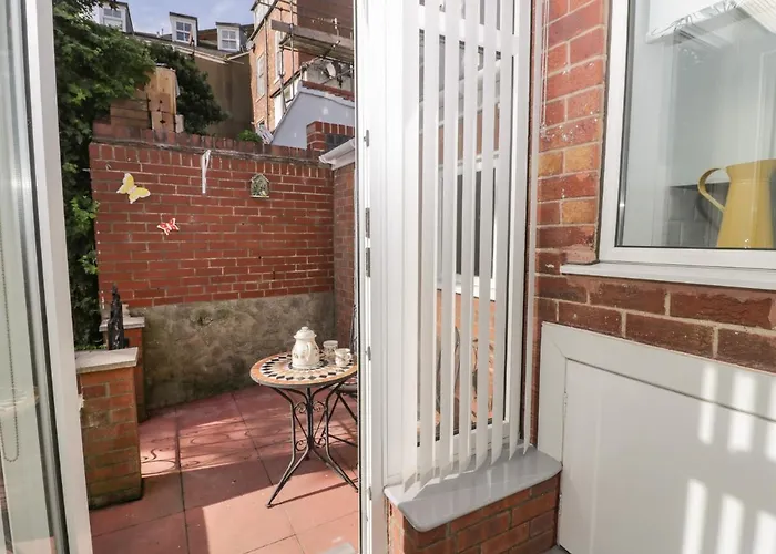 Sally's Berth スカーバラ