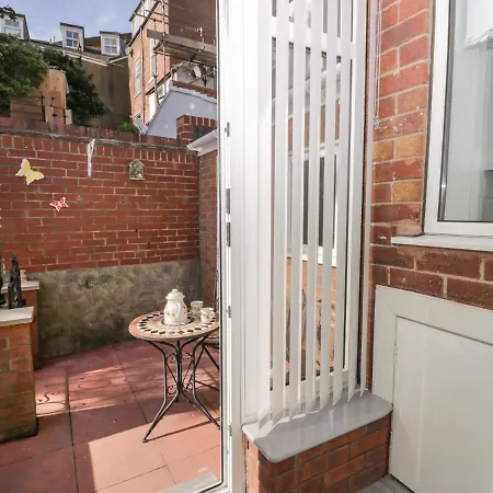 Sally's Berth Scarborough