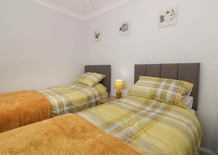 Sally's Berth Holiday home